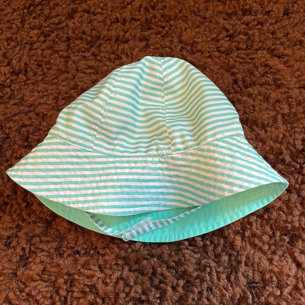 Unisex Baby sun hat 6-12 months